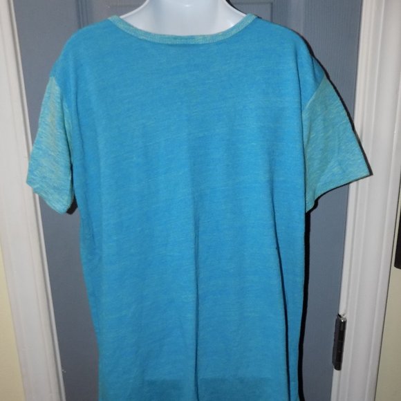 Lularoe Gracie Two Tone Blue Shirt Size 8 Girl's - Picture 3 of 3